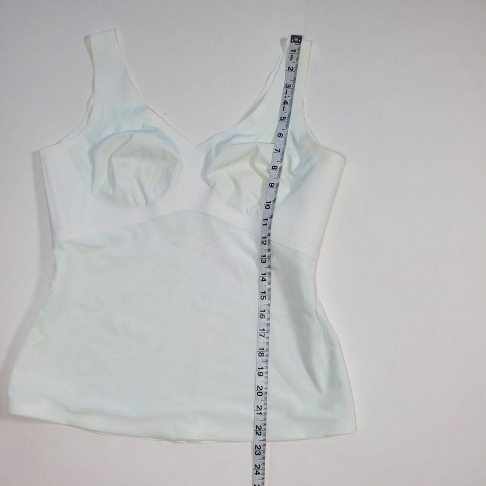 Honeylove White Shaping Tank with Built-In Support - Picture 9 of 10